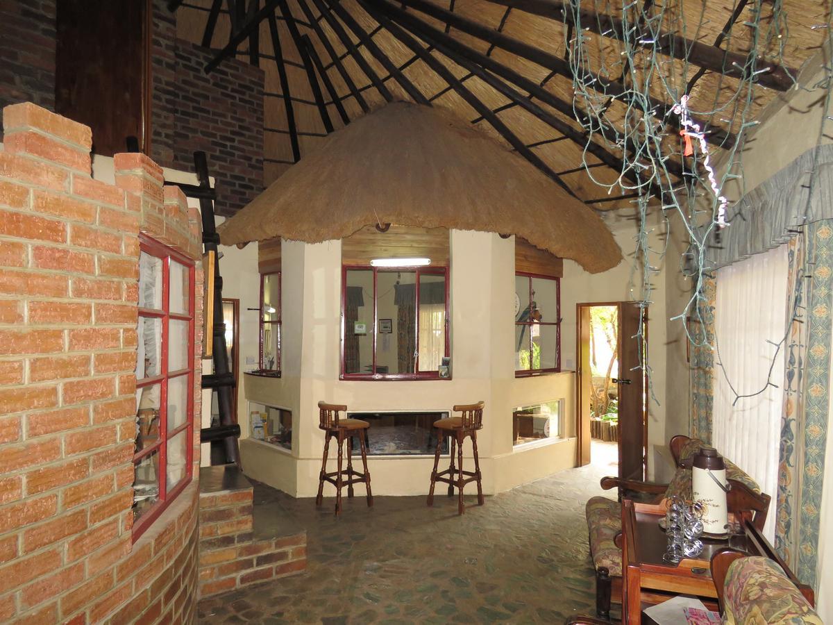 Parrot Lodge Bulawayo Exterior photo